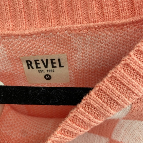 Revel Checkered Pink Sweater - Picture 5 of 9